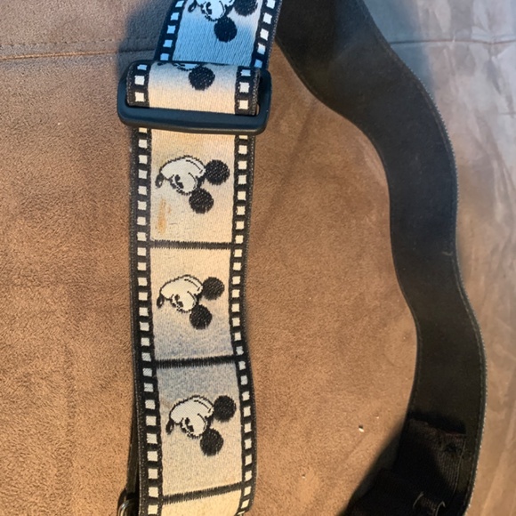 Vintage 1980s Mickey Mouse Camera Strap by Bobby Lee for Walt Disney Productions - Picture 8 of 12